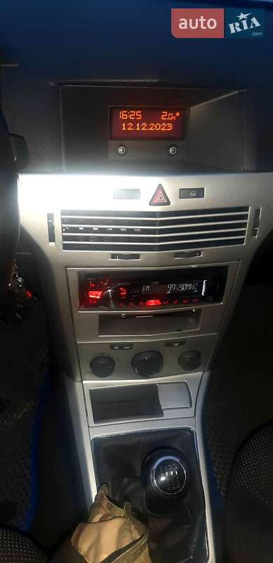 Универсал Opel Astra 2009 в Кременце фото 10 Универсал Opel Astra 2009 в Кременце