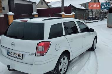 Универсал Opel Astra 2007 в 