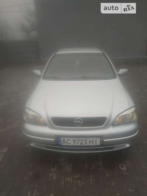 Opel Astra 2003