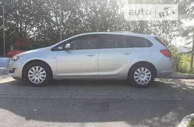 Універсал Opel Astra 2013 в Бучачі