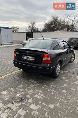 Седан Opel Astra 2006 в Харькове