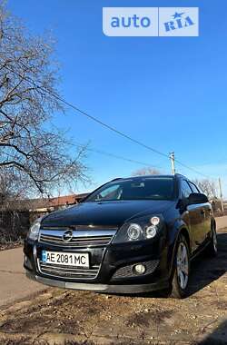 Opel Astra 2010