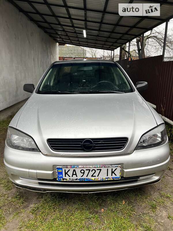 Opel Astra 2005