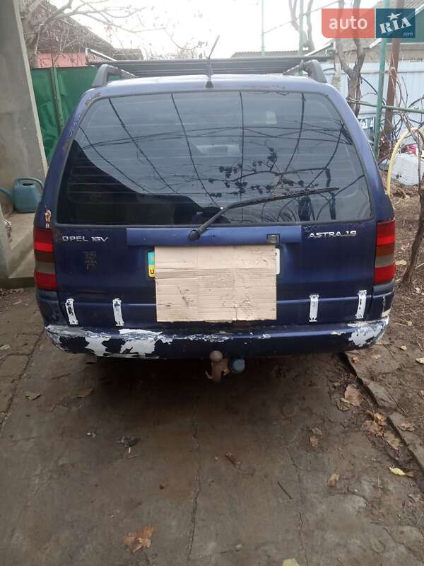 Універсал Opel Astra 1996 в Рені