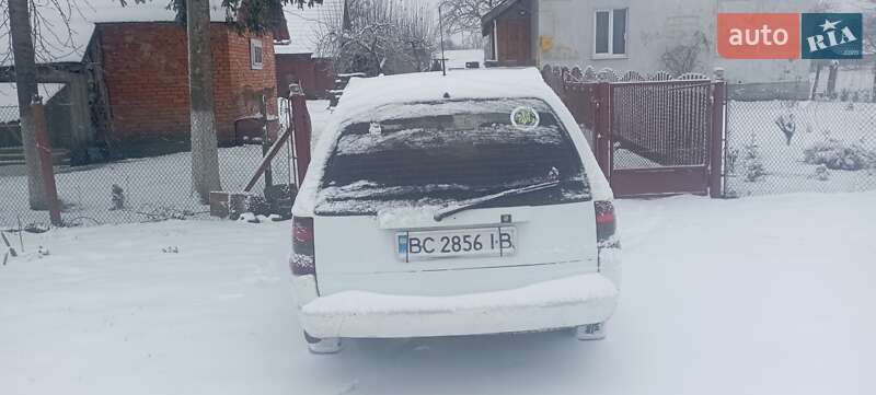 Универсал Opel Astra 1995 в Дрогобыче