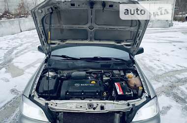 Седан Opel Astra 2008 в 