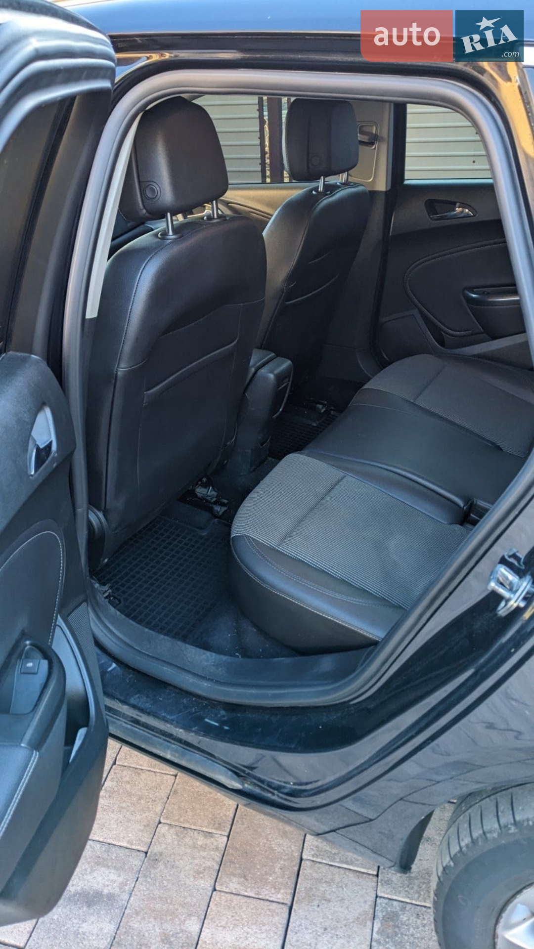 2011 Opel Astra - мініатюра 5