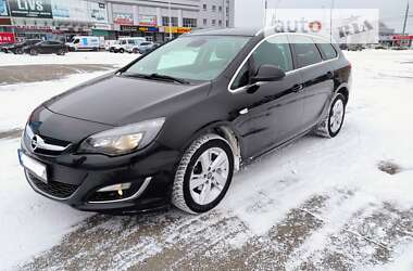 Універсал Opel Astra 2013 в Полтаві