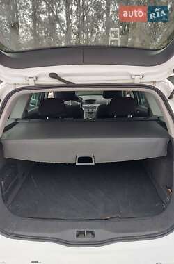 Универсал Opel Astra 2009 в 