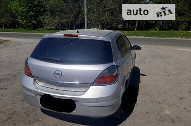 Хэтчбек Opel Astra 2009 в Луцке