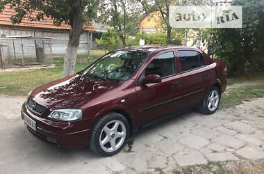 Седан Opel Astra 2002 в Тернополе
