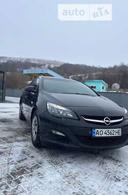 Opel Astra 2013