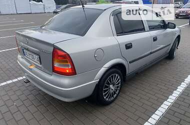 Седан Opel Astra 2008 в 