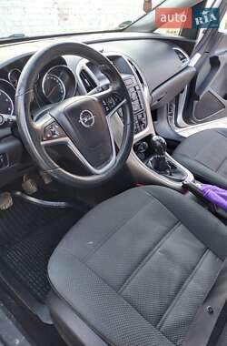 Універсал Opel Astra 2011 в Маньківці