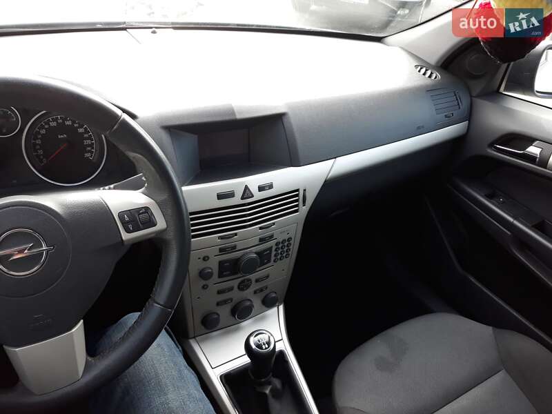 Универсал Opel Astra 2007 в Белой Церкви
