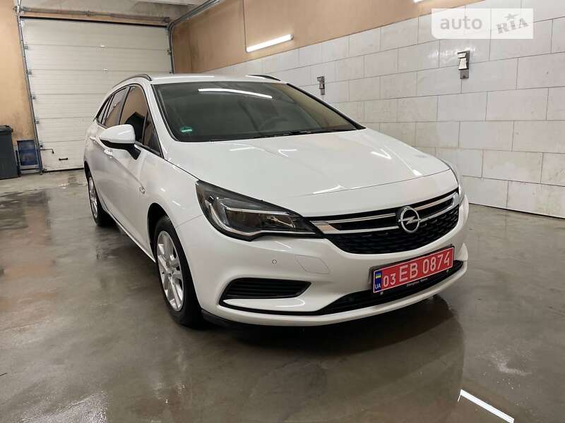 Універсал Opel Astra 2019 в Кременці