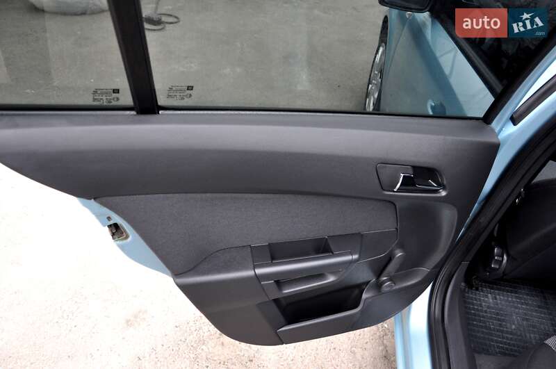 Хэтчбек Opel Astra 2009 в Львове фото 30 Хэтчбек Opel Astra 2009 в Львове