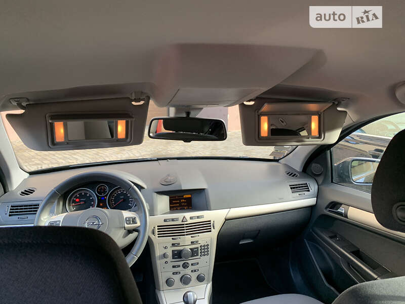 Універсал Opel Astra 2008 в Вінниці