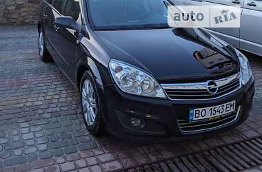 Универсал Opel Astra 2008 в Тернополе