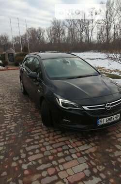 Універсал Opel Astra 2016 в Миргороді