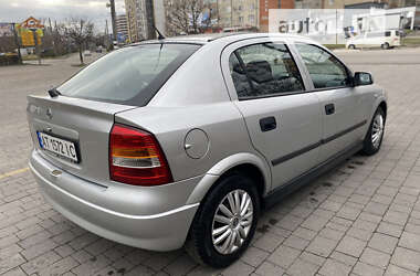 Седан Opel Astra 2000 в Ивано-Франковске