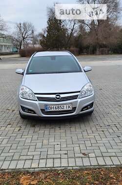 Универсал Opel Astra 2008 в Болграде