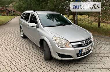 Универсал Opel Astra 2008 в Дрогобыче