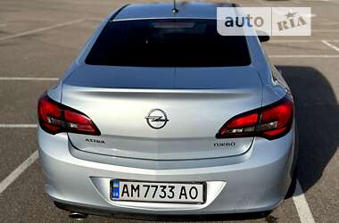 Хетчбек Opel Astra 2016 в Житомирі