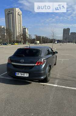 Хэтчбек Opel Astra 2007 в Киеве