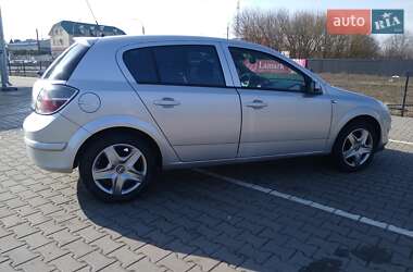 Хэтчбек Opel Astra 2009 в Луцке