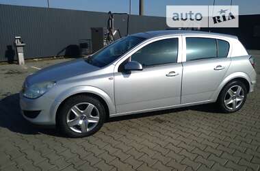 Хэтчбек Opel Astra 2009 в Луцке