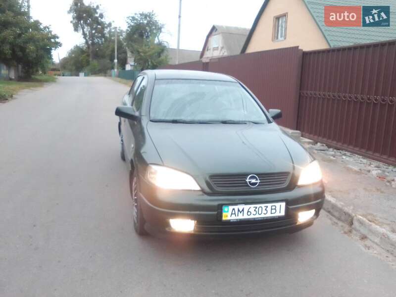 Opel Astra 2003