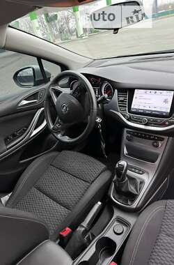 Универсал Opel Astra 2018 в 