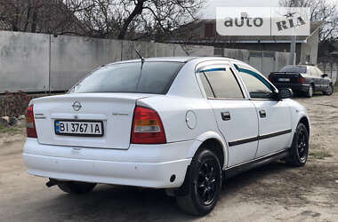 Седан Opel Astra 2007 в Кременчуці