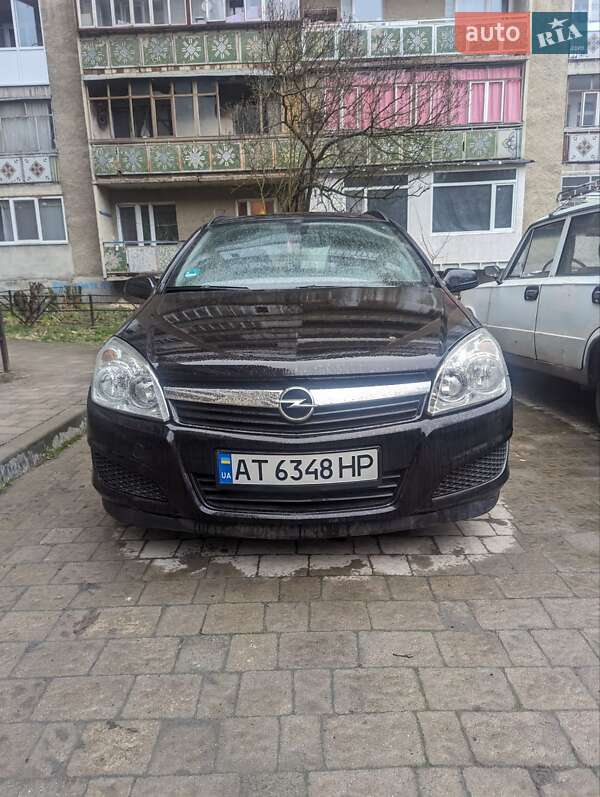 Універсал Opel Astra 2008 в Івано-Франківську