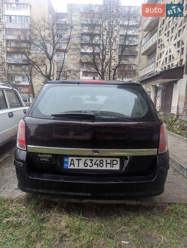 Універсал Opel Astra 2008 в Івано-Франківську