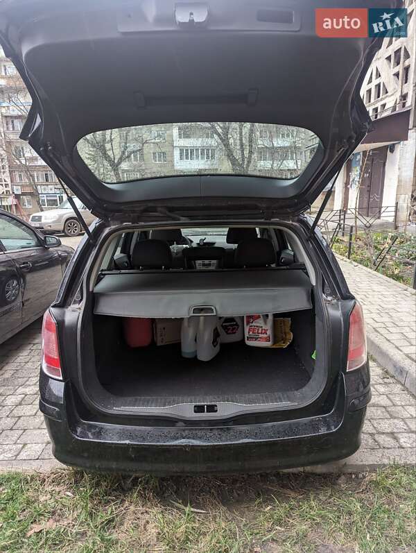 Універсал Opel Astra 2008 в Івано-Франківську