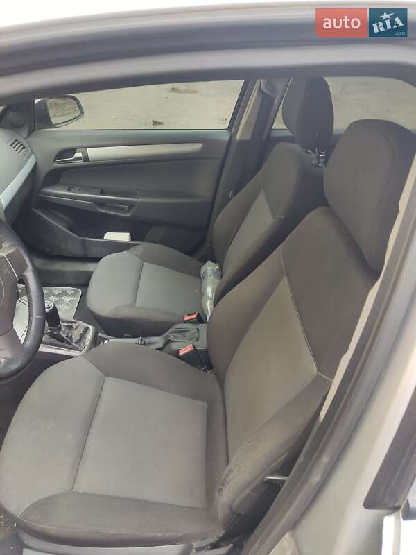 Універсал Opel Astra 2006 в Тетієві