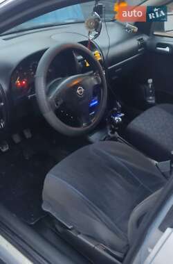 Универсал Opel Astra 2000 в 