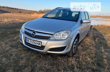 Универсал Opel Astra 2009 в Южноукраинске