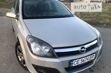 Хэтчбек Opel Astra 2005 в Косове