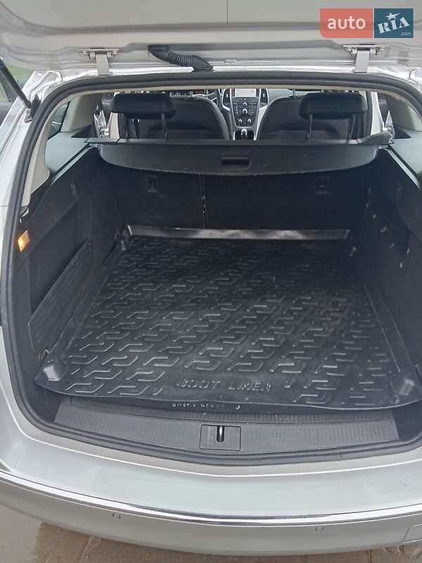 Универсал Opel Astra 2015 в Львове фото 34 Универсал Opel Astra 2015 в Львове