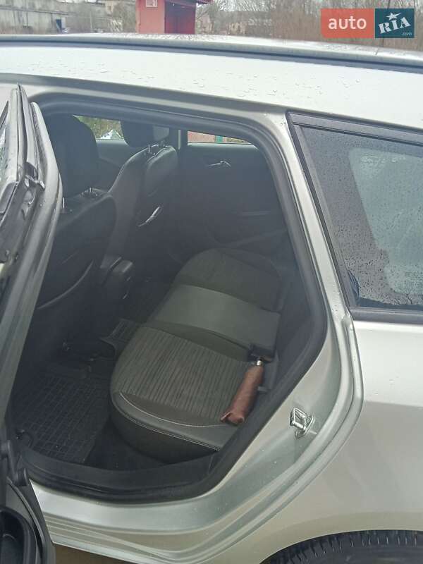 Универсал Opel Astra 2015 в Львове фото 48 Универсал Opel Astra 2015 в Львове