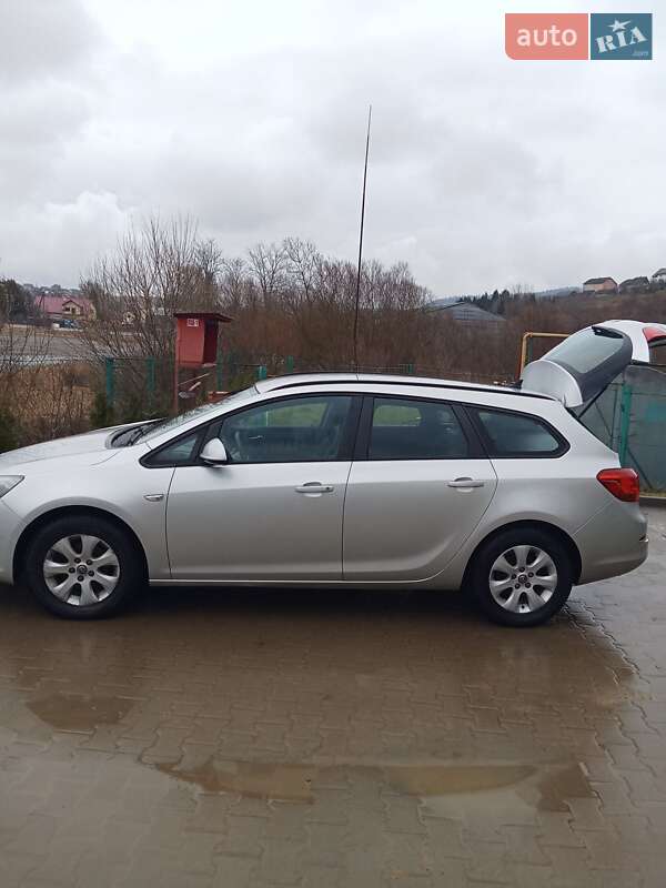 Универсал Opel Astra 2015 в Львове фото 63 Универсал Opel Astra 2015 в Львове
