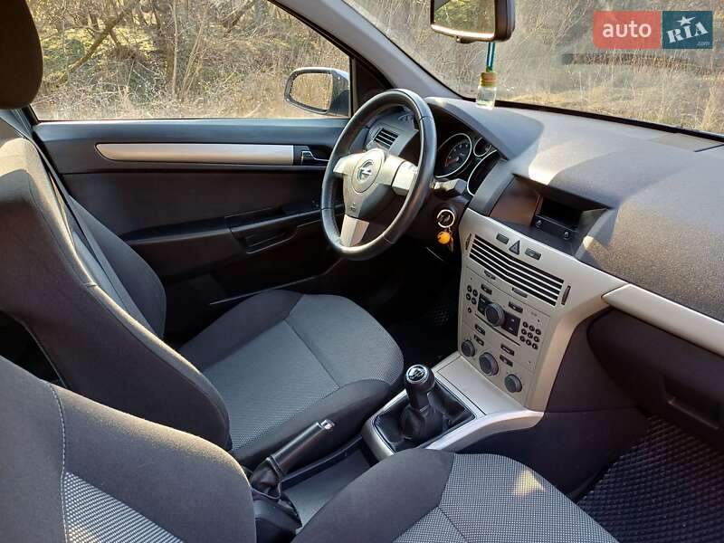 Хэтчбек Opel Astra 2008 в Хмельницком