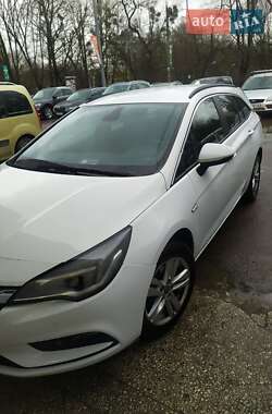 Opel Astra 2016