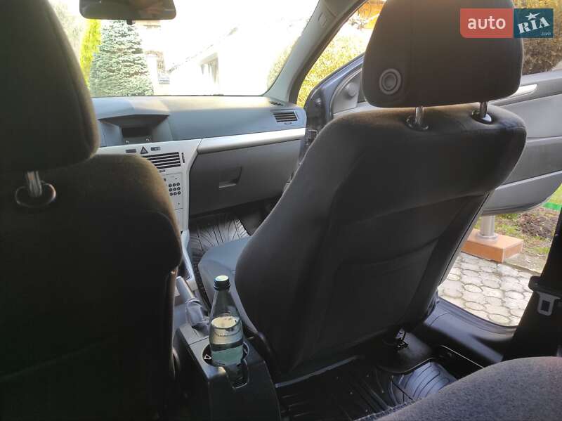 Хэтчбек Opel Astra 2007 в Львове фото 37 Хэтчбек Opel Astra 2007 в Львове