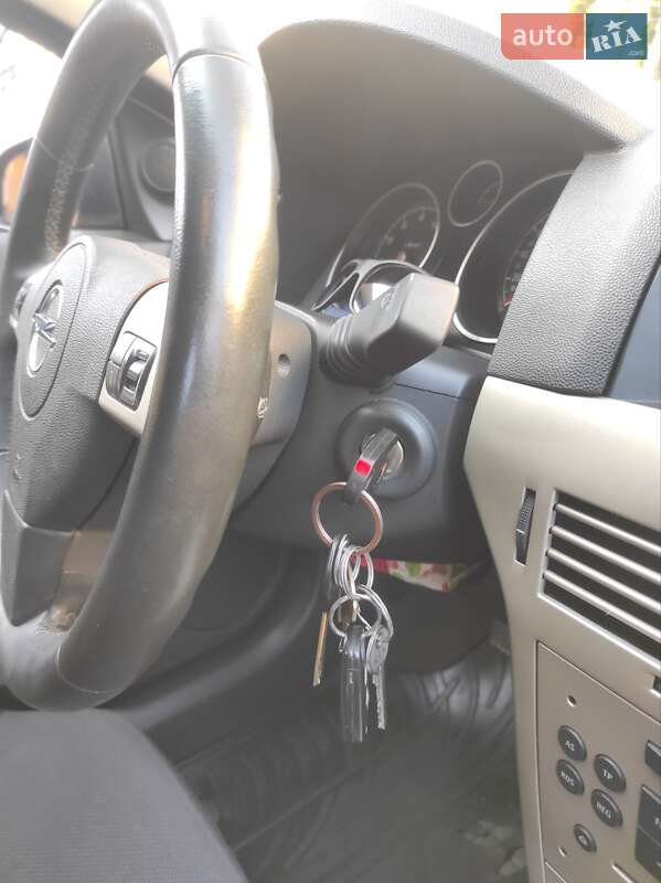 Хэтчбек Opel Astra 2007 в Львове фото 45 Хэтчбек Opel Astra 2007 в Львове