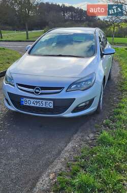Универсал Opel Astra 2013 в 