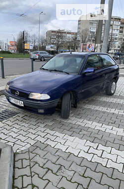 Хетчбек Opel Astra 1996 в Івано-Франківську